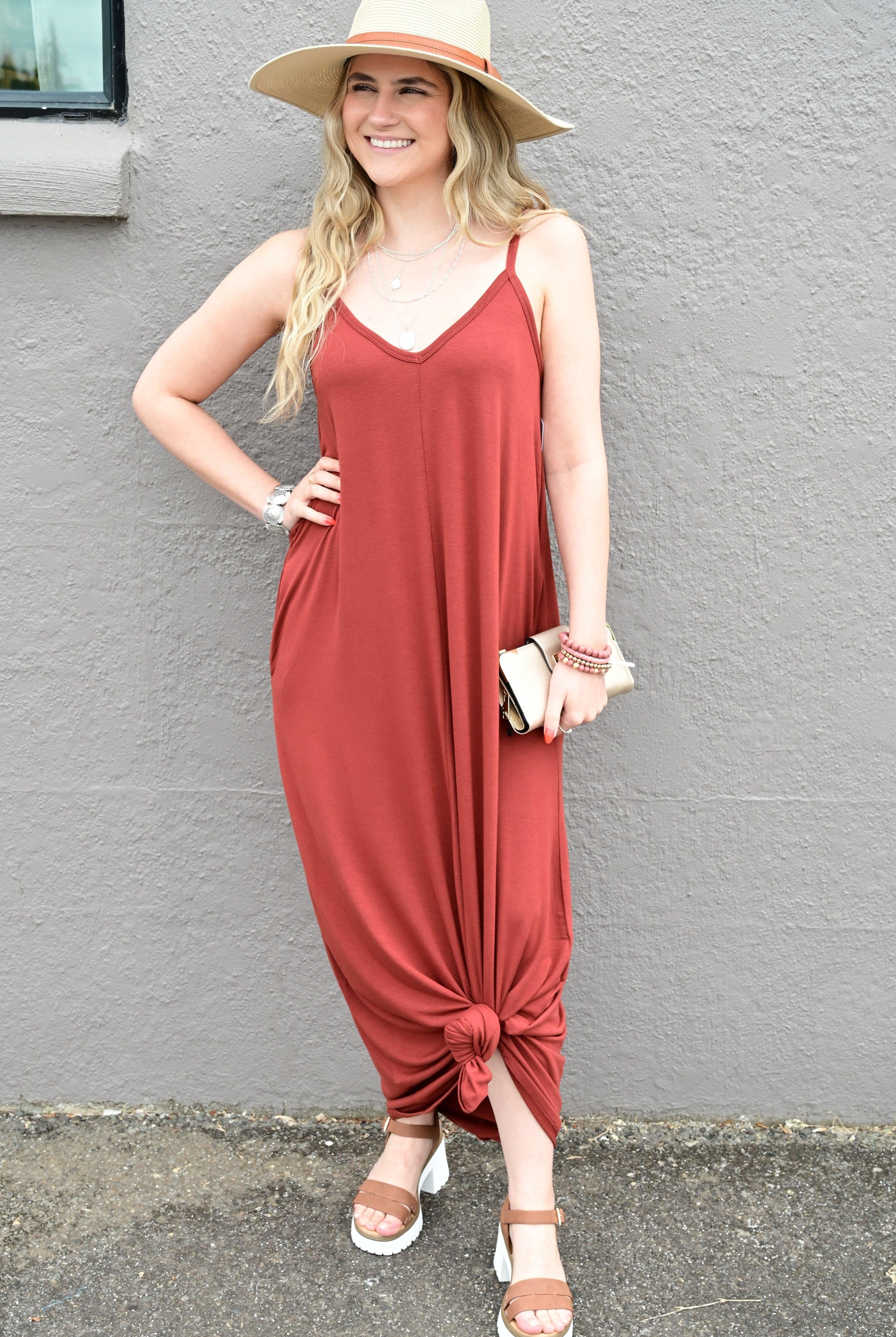 TAYLA V-NECK MAXI DRESS WITH SIDE POCKETS S-3XL - West End Boutique