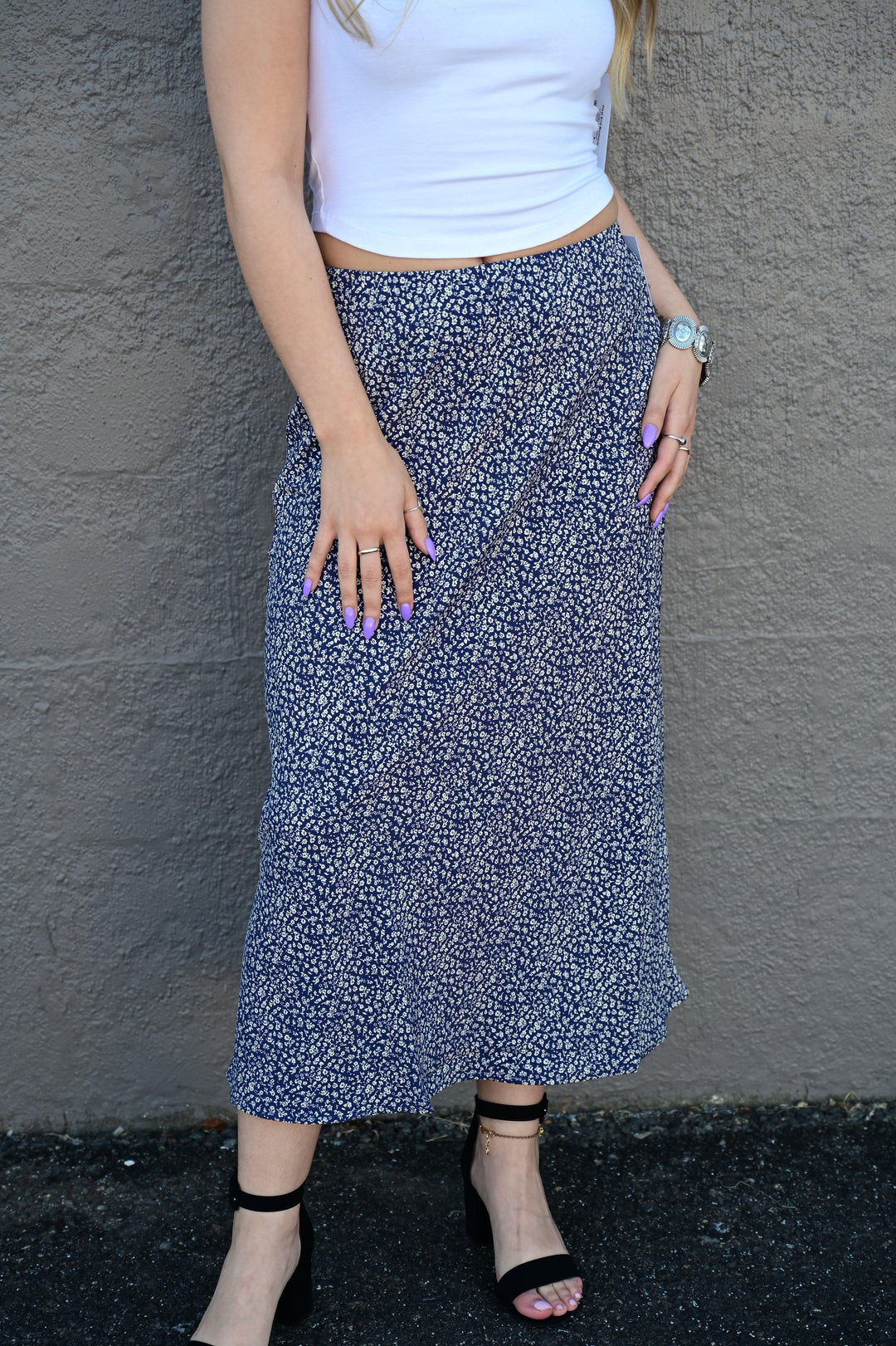 VIOLET FLORAL PRINT MIDI SKIRT WITH ELASTIC WAISTBAND - West End Boutique