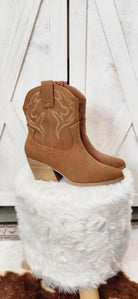 BLAZING CASUAL WESTERN BOOTS - West End Boutique